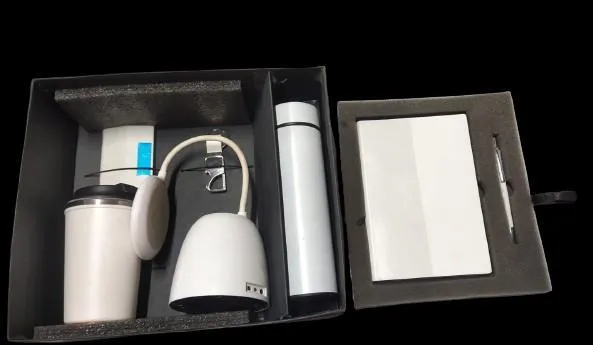 PACKAGE 26 - Illuminated Desk Set